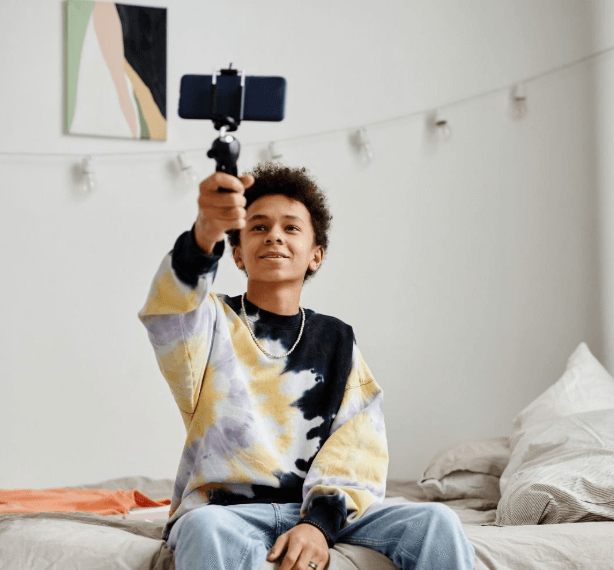 Top 7 Income Streams Creators Are Building With Their AI Digital Twin in 2026