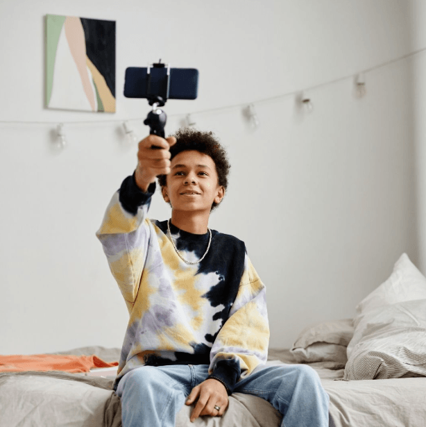 Top 7 Income Streams Creators Are Building With Their AI Digital Twin in 2026